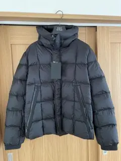 極美品】TATRAS ダウン GRAMI グラミ 黒 02 ハンガー付き - メルカリ