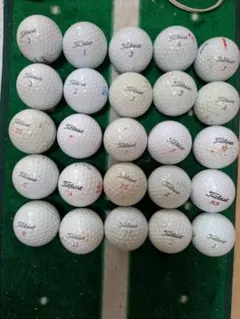 Titleist ゴルフボール 25個ややキズあり225のサムネイル