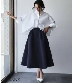 ELFRANK ネイビー フレアスカート M/L 新品タグ付きのサムネイル
