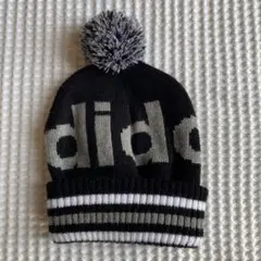 adidas ポンポン付きニット帽 フリーサイズ