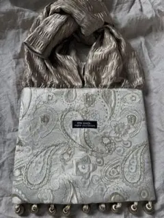 Item thumbnail for item 9831e2d8-120b-454a-94c4-1510cf966f9c