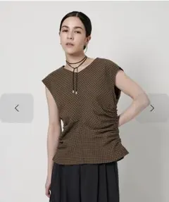 beauty&youth /サイドギャザーノースリーブ　プルオーバー