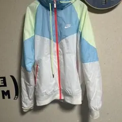 Nike ナイロンジャケット ホワイト/ブルー/グリーン/ピンク