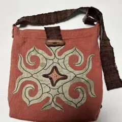 オレンジ色のアイヌ刺繍ショルダーバッグ