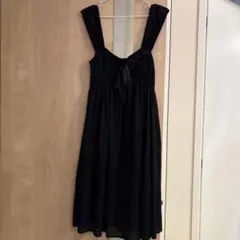 黒いキャミワンピース リボン付きのサムネイル