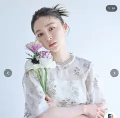〚mistywoman〛フレアスリーブブラウス アイボリーのサムネイル