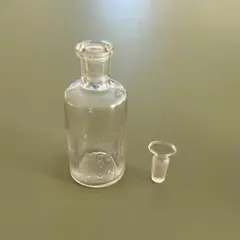 薬瓶 ガラスボトル France 1940s - メルカリ