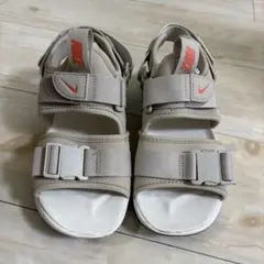 NIKE キャニオンスポーツサンダル 23cm ベージュレディースのサムネイル