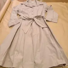 ベージュ ウエストリボン付きロングワンピース