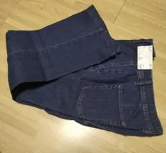 【新品・未使用】ユニクロ　スリムフレアトラウザージーンズL