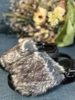 AZUL by moussy ファー付き厚底サンダル グレー L