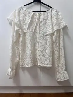 美品！！レースフリルホワイトシャツ F