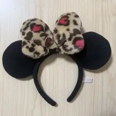 ディズニー　カチューシャ　ヒョウ柄　リボン