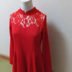 レーストリム付きハイネックワンピース