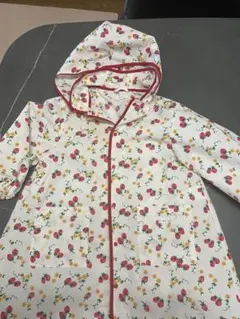 いちご柄 ベビーレインコートMサイズ　100〜110cm