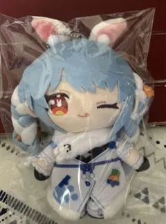 兎田ぺこら 活動6周年記念 ぺこーらぬいぐるみキーホルダー - メルカリ