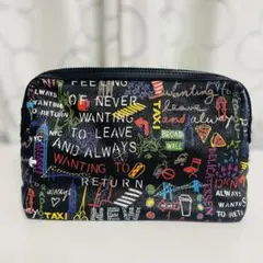 DKNY ダナキャラン ニューヨーク ポーチのサムネイル