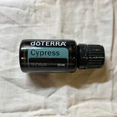 【未開封】doTERRA Cypress エッセンシャルオイル 15mLのサムネイル