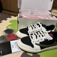 NIKE AIR JORDAN 1 LOW トラヴィススコット　19センチ　新品