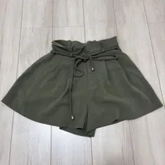 rienda オリーブグリーン ハイウエストショートパンツのサムネイル