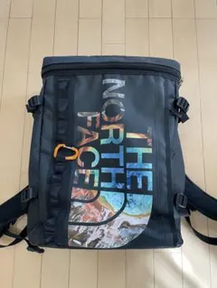 ザノースフェイス リュック ヒューズボックス イエローストーンプリント