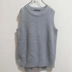 イング　INGNI グレー　ニットベスト　M シンプル　カジュアル