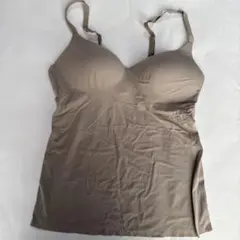 ユニクロ　エアリズム　ブラキャミソール　Mサイズ　ベージュ