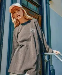 ニコアンド ミニ裏毛グラフィックロングTシャツ