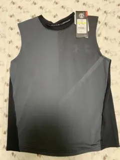 Under Armour タンクトップ グレー135-145cm