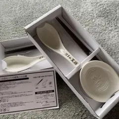 餃子の王将　お箸・レンゲ ・小皿セット×2のサムネイル