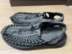 KEEN ユニーク