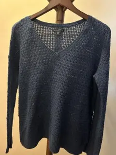 AMERICAN EAGLE OUTFITTERS Vネックニット