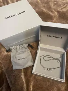 BALENCIAGAシルバーバーネックレスのサムネイル