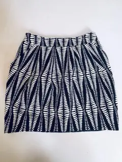 STUNNING LURE スカート