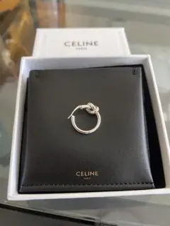 CELINE ノット スモールフープ ピアス 片耳のサムネイル