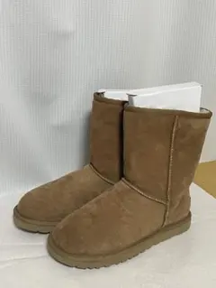 UGG ブラウン ムートンブーツ　5825