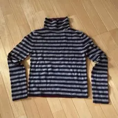 クリッツアポイ　KRIZIAPOI タートルネック ベージュ×ブラックボーダー