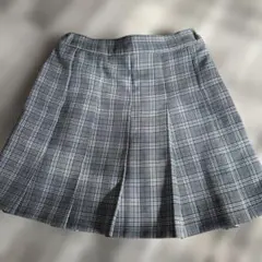 美品　GUチェック柄 プリーツスカート　インナーパンツ付　130