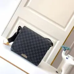 ルイヴィトン　ショルダーバック　シティ・キーポル