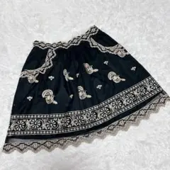 ANNA SUI フレアスカート 美品 L ブラック 金刺繍 スカートアナスイ