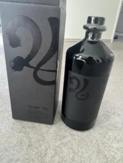 Twenty-Six ウイスキー 700ml パクソジュン初回限定シリアル入りのサムネイル