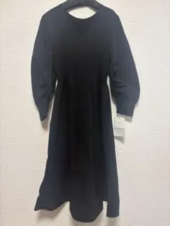 【タグ付き】セルフォード　ホールガーメントワンピース　黒　七分袖