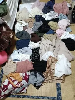 ブランド　多数　新品多数　レディース　まとめ売り　服　超お得