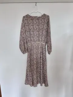 ショコラフィネローブ 春 花柄 長袖 ワンピース