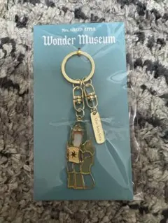 ミセス ワンダーミュージアム ステンドグラスキーホルダー（ケセラセラ）