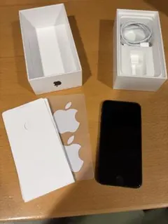 iPhone se 2 ブラック　SIMフリー