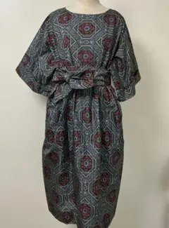 大島紬のお着物から　幾何学模様バルーンスリーブドレス