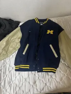 NIKE ミシガン大学 スタジャン XL ネイビー イエローのサムネイル