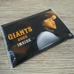 GIANTS 2025-INSIDE-阿部慎之助 ポケットティッシュ 2個セット - メルカリ