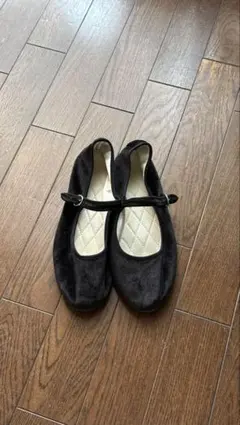 ベロア生地　ヴェルベットバレエシューズ〈黒〉